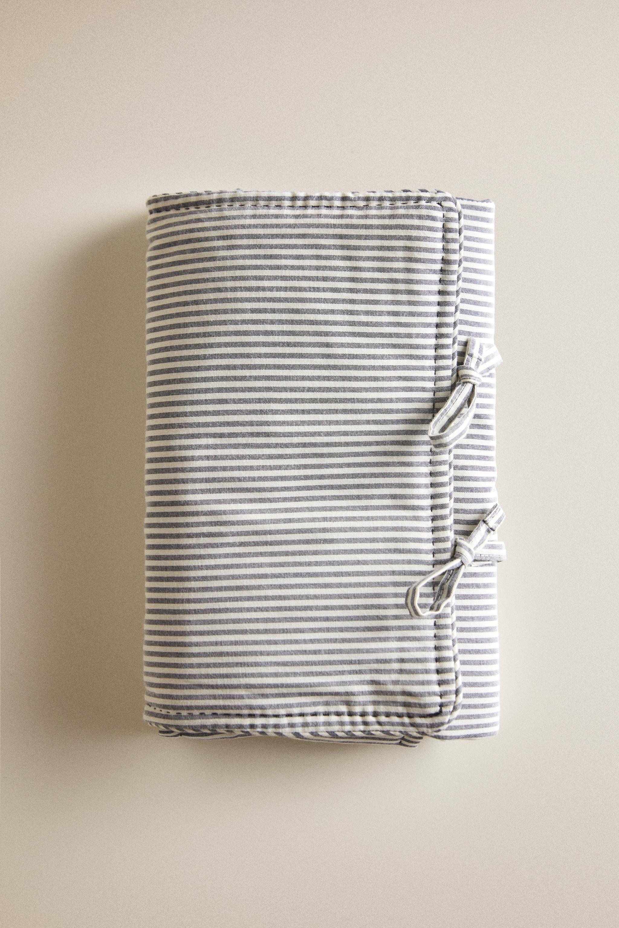 STRIPED BABY CHANGING MAT